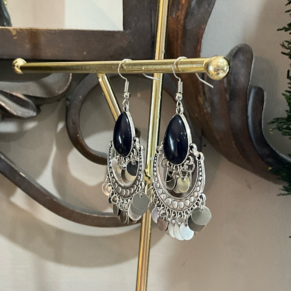 Silver and Black Dangle Earrings - Picture 4 of 6